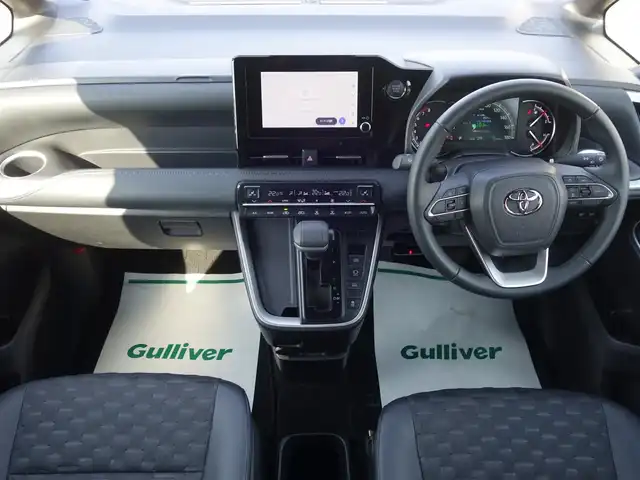 トヨタ ヴォクシー S－Z 山形県 2023(令5)年 1.3万km ホワイトパールクリスタルシャイン 4WD/衝突被害軽減システム/純正ディスプレイオーディオ/　　【BT USB AM・FM Miracast】/バックカメラ/両側パワースライドドア/レーダークルーズコントロール/LEDオートヘッドライト/ハーフレザーシート/シートヒーター/純正16インチアルミホイール/コーナーセンサー/ステアリングスイッチ/MTモード付AT/電動格納ウィンカーミラー/スマートキー/ETC