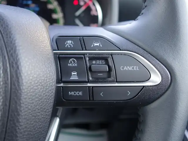 トヨタ ヴォクシー S－Z 山形県 2023(令5)年 1.3万km ホワイトパールクリスタルシャイン 4WD/衝突被害軽減システム/純正ディスプレイオーディオ/　　【BT USB AM・FM Miracast】/バックカメラ/両側パワースライドドア/レーダークルーズコントロール/LEDオートヘッドライト/ハーフレザーシート/シートヒーター/純正16インチアルミホイール/コーナーセンサー/ステアリングスイッチ/MTモード付AT/電動格納ウィンカーミラー/スマートキー/ETC