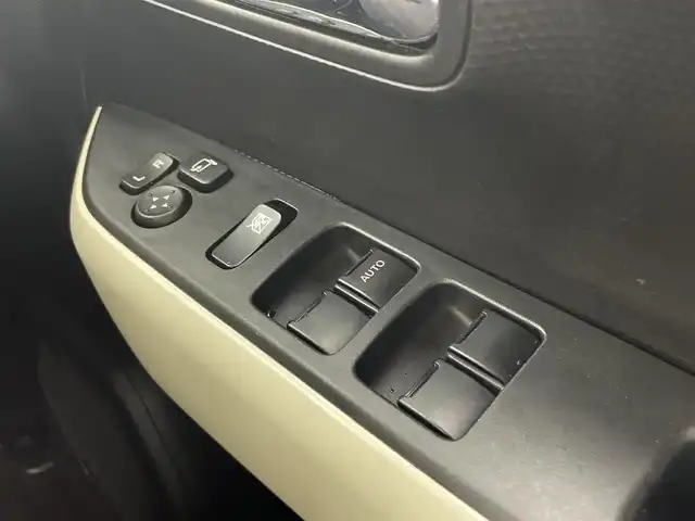スズキ クロスビー HYBRID MZ 茨城県 2019(平31)年 4.8万km ファーベントレッド/スーパーブラックパール 純正8型ナビ/全方位カメラ/フルセグ/衝突被害軽減ブレーキ/車線逸脱抑制装置/クルーズコントロール/オートマチックハイビーム/クリアランスソナー/ETC/ドラレコ/シートヒーター/純正16インチAW/LEDヘッドライト/スマートキー