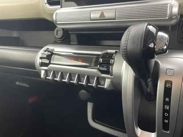 スズキ クロスビー HYBRID MZ 茨城県 2019(平31)年 4.8万km ファーベントレッド/スーパーブラックパール 純正8型ナビ/全方位カメラ/フルセグ/衝突被害軽減ブレーキ/車線逸脱抑制装置/クルーズコントロール/オートマチックハイビーム/クリアランスソナー/ETC/ドラレコ/シートヒーター/純正16インチAW/LEDヘッドライト/スマートキー