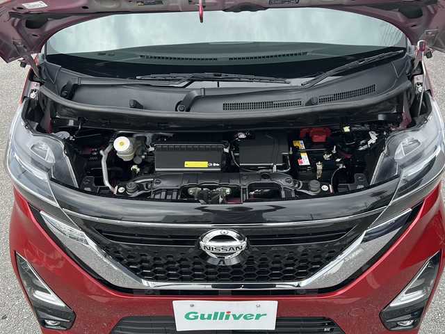 日産 ルークス ハイウェイスター X 沖縄県 2020(令2)年 7万km スパークリングレッド/ブラック 県外仕入/禁煙車/純正９インチナビ フルセグＴＶ Bluetooth DVD再生可/バックカメラ 全方位カメラ　/両側パワースライドドア　/前方ドライブレコーダー　/ＬＥＤヘッドライト　/オートライト　/ＥＴＣ　/リアサーキュレーター/ステアリングスイッチ/リアロールサンシェード/リアサーキュレーター/ウインカードアミラー　/ロールサンシェード　/スマートキー