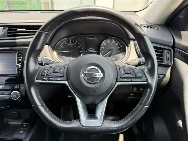 日産 エクストレイル ハイブリッド 20Xi 道南・函館 2018(平30)年 5.8万km ダイヤモンドブラック ・純正ＳＤナビ（ＣＤ、ＤＶＤ、ＢＴ）/・フルセグＴＶ/・全方位カメラ/・パワーバックドア/・衝突軽減ブレーキ/・レーダークルーズコントロール/・レーンキープアシスト/・前後コーナーセンサー/・前後ドライブレコーダー/・デジタルインナーミラー/・ETC