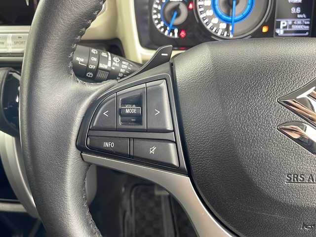 スズキ クロスビー HYBRID MZ 道央・札幌 2018(平30)年 6万km スーパーブラックパール ・4WD/ ターボ/・デュアルカメラブレーキサポート、/・後退時ブレーキサポート/車線維持支援機能/・クルーズコントロール/・社外7インチナビ/・Bluetooth/DVD/CD/・フルセグ/・LEDオートライト/・クルーズコントロール/・横滑り防止装置/盗難防止装置/・コーナーセンサー/パドルシフト/・純正フロアマット/・純正16インチアルミホイール/・ETC/・スマートキー×2