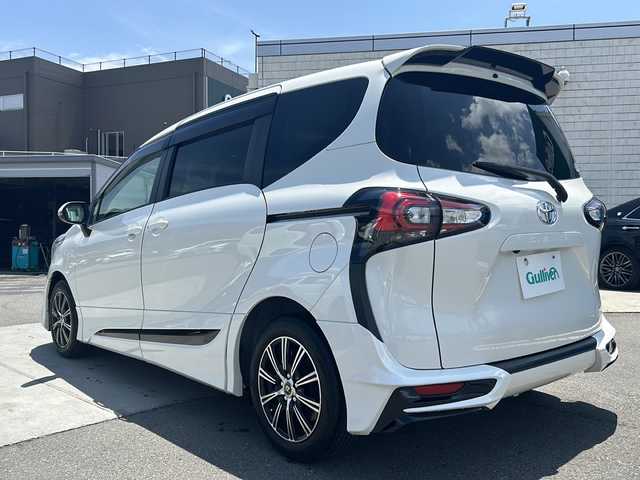 トヨタ シエンタ G 山梨県 2020(令2)年 4.5万km ホワイトパールクリスタルシャイン 純正ナビ/BT/フルセグTV/CD/AUX/全方位カメラ/両側パワースライドドア/パノラミックビューモニター/ＥＴＣ/モデリスタエアロ(フロント、サイド、リアアンダー)/社外１５インチアルミホイール/オートマチックハイビーム/スマートキー/純正フロアマット/アイドリングストップ/ステアリングリモコン/LEDヘッドライト
