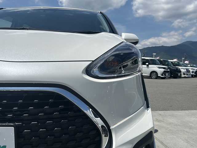 トヨタ シエンタ G 山梨県 2020(令2)年 4.5万km ホワイトパールクリスタルシャイン 純正ナビ/BT/フルセグTV/CD/AUX/全方位カメラ/両側パワースライドドア/パノラミックビューモニター/ＥＴＣ/モデリスタエアロ(フロント、サイド、リアアンダー)/社外１５インチアルミホイール/オートマチックハイビーム/スマートキー/純正フロアマット/アイドリングストップ/ステアリングリモコン/LEDヘッドライト