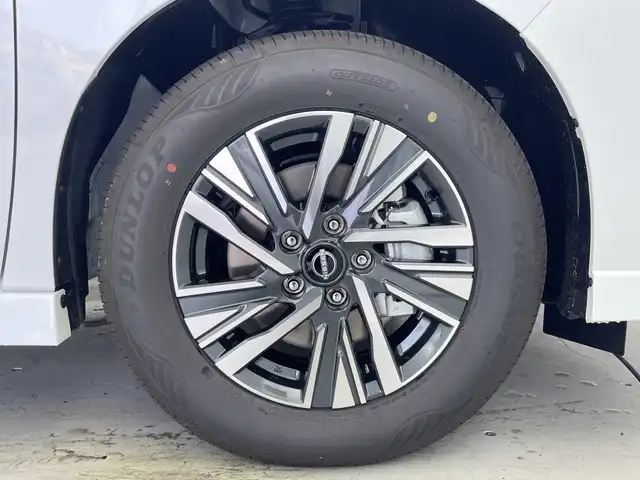 日産 セレナ e－パワー ハイウェイスター V 愛知県 2025(令7)年 0.1万km未満 ブリリアントホワイトパール 登録済未使用車　5km/純正12.3型ナビ/・Bluetooth/・フルセグテレビ/アラウンドビューモニター/両側パワースライドドア/スマートキー/衝突軽減ブレーキ/レーンキープアシスト/オートマチックハイビーム/前後コーナーセンサー/レーダークルーズコントロール/ETC2.0/LEDヘッドライト