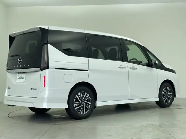 日産 セレナ e－パワー ハイウェイスター V 愛知県 2025(令7)年 0.1万km未満 ブリリアントホワイトパール 登録済未使用車　5km/純正12.3型ナビ/・Bluetooth/・フルセグテレビ/アラウンドビューモニター/両側パワースライドドア/スマートキー/衝突軽減ブレーキ/レーンキープアシスト/オートマチックハイビーム/前後コーナーセンサー/レーダークルーズコントロール/ETC2.0/LEDヘッドライト