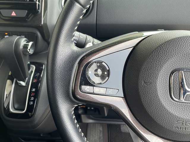 ホンダ Ｎ ＢＯＸ カスタム G L ターボ ホンダセンシング 愛知県 2019(平31)年 1.6万km プラチナホワイトパール 衝突被害軽減ブレーキ/純正8インチSDナビ（あり）/両側パワースライドドア/フルセグTV/CD DVD/Bluetooth/バックカメラ/コーナーセンサー/純正アルミホイール/LEDヘッドライト/パドルシフト/オートマチックハイビーム/ドライブレコーダー/ETC/ステアリングスイッチ/スマートキー/プッシュスタート