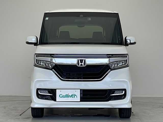 ホンダ Ｎ ＢＯＸ カスタム G L ターボ ホンダセンシング 愛知県 2019(平31)年 1.6万km プラチナホワイトパール 衝突被害軽減ブレーキ/純正8インチSDナビ（あり）/両側パワースライドドア/フルセグTV/CD DVD/Bluetooth/バックカメラ/コーナーセンサー/純正アルミホイール/LEDヘッドライト/パドルシフト/オートマチックハイビーム/ドライブレコーダー/ETC/ステアリングスイッチ/スマートキー/プッシュスタート