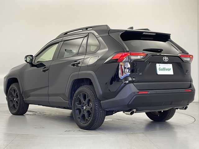 トヨタ ＲＡＶ４ アドベンチャー オフロードPKGⅡ 愛知県 2023(令5)年 2.6万km アティチュードブラックマイカ 純正10.5インチディスプレイオーディオ/パノラミックビューモニター/ビルトインETC2.0/デジタルインナーミラー/シートヒーター/ベンチレーションシート/ステアリングヒーター/パワーバックドア/コーナーセンサー/Toyota　Safety　Sense/・プリクラッシュセーフティ/・レーントレーシングアシスト/・レーダークルーズコントロール/・オートマチックハイビーム/・ブラインドスポットモニター