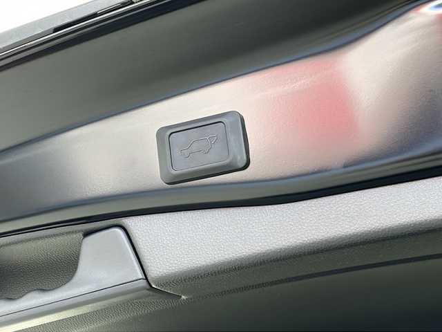 トヨタ ＲＡＶ４ アドベンチャー オフロードPKGⅡ 愛知県 2023(令5)年 2.6万km アティチュードブラックマイカ 純正10.5インチディスプレイオーディオ/パノラミックビューモニター/ビルトインETC2.0/デジタルインナーミラー/シートヒーター/ベンチレーションシート/ステアリングヒーター/パワーバックドア/コーナーセンサー/Toyota　Safety　Sense/・プリクラッシュセーフティ/・レーントレーシングアシスト/・レーダークルーズコントロール/・オートマチックハイビーム/・ブラインドスポットモニター