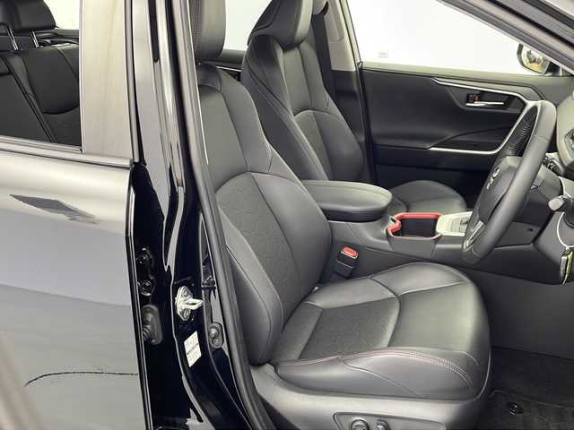 トヨタ ＲＡＶ４ アドベンチャー オフロードPKGⅡ 愛知県 2023(令5)年 2.6万km アティチュードブラックマイカ 純正10.5インチディスプレイオーディオ/パノラミックビューモニター/ビルトインETC2.0/デジタルインナーミラー/シートヒーター/ベンチレーションシート/ステアリングヒーター/パワーバックドア/コーナーセンサー/Toyota　Safety　Sense/・プリクラッシュセーフティ/・レーントレーシングアシスト/・レーダークルーズコントロール/・オートマチックハイビーム/・ブラインドスポットモニター