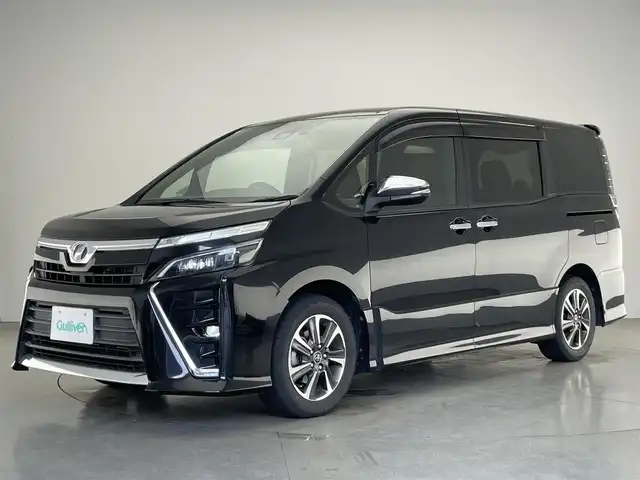 トヨタ ヴォクシー ZS 煌 愛知県 2018(平30)年 8.7万km ブラック 純正９型ナビ　純正１２．１型後席モニター　禁煙車　後席エアコン　ＥＴＣ　ドラレコ　バックカメラ　両側パワースライドドア　セーフティセンス　衝突軽減　レーンキープ　オートハイビーム　クルーズコントロール