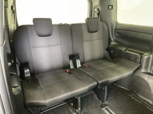 トヨタ ヴォクシー ZS 煌 愛知県 2018(平30)年 8.7万km ブラック 純正９型ナビ　純正１２．１型後席モニター　禁煙車　後席エアコン　ＥＴＣ　ドラレコ　バックカメラ　両側パワースライドドア　セーフティセンス　衝突軽減　レーンキープ　オートハイビーム　クルーズコントロール