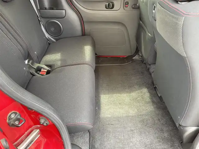 ホンダ Ｎ ＢＯＸ 新潟県 2015(平27)年 7.3万km ミラノレッド (株)IDOMが運営する【じしゃロン新潟店】の自社ローン専用車両になります。/こちらは現金またはオートローンご利用時の価格です。自社ローンご希望の方は別途その旨お申付け下さい/社外ナビ/フルセグTV視聴可能/Bluetooth接続可能/CD/DVD視聴可能/バックカメラ/ビルトインETC/片側パワースライドドア/横滑り防止装置/HIDヘッドライト（オート機能あり）/プッシュスタート/後席サンシェード/ブラックフロントグリル＆AW/ウィンカーミラー/純正フロアマット/LED室内灯/スマートキー