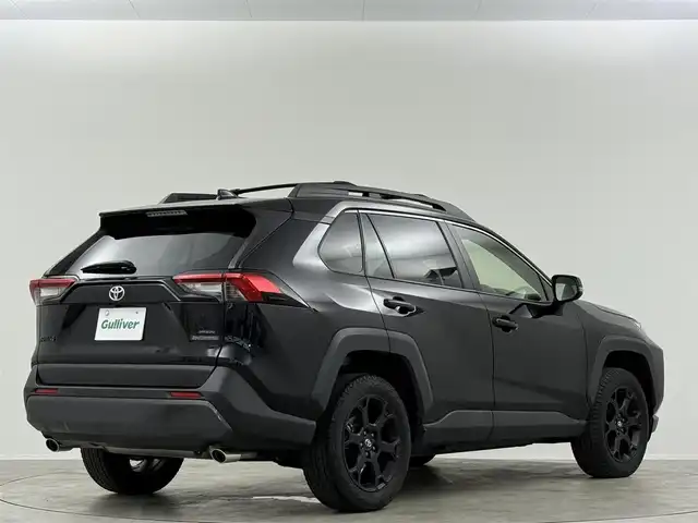 トヨタ ＲＡＶ４ アドベンチャー オフロードPKG 埼玉県 2021(令3)年 1.6万km アティチュードブラックマイカ 純正ディスプレイオーディオ　フルセグＴＶ　ナビ　バックカメラ　シートヒーター　エアシート　ステアリングヒーター　ハンズフリー充電　クリアランスソナー　ドライブレコーダー　ビルトインＥＴＣ　フロアマット