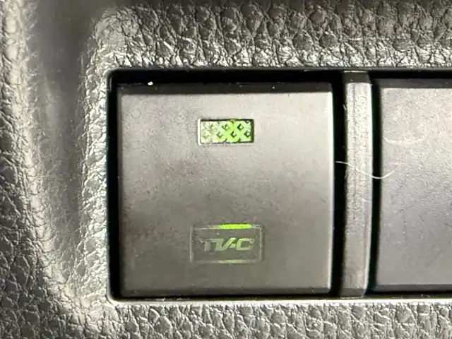 トヨタ ＲＡＶ４ アドベンチャー オフロードPKG 埼玉県 2021(令3)年 1.6万km アティチュードブラックマイカ 純正ディスプレイオーディオ　フルセグＴＶ　ナビ　バックカメラ　シートヒーター　エアシート　ステアリングヒーター　ハンズフリー充電　クリアランスソナー　ドライブレコーダー　ビルトインＥＴＣ　フロアマット