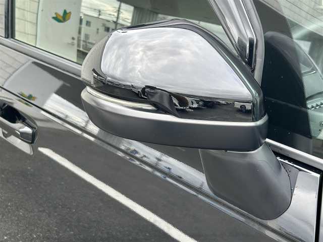 ホンダ ステップワゴン スパーダ eHEV 福岡県 2022(令4)年 1万km クリスタルブラックパール 純正11.4型SDナビ（フルセグTV/CD/DVD/BT）バックモニターホンダセンシングコーナーセンサーレーダークルコン両側パワスラ前後ドラレコシートヒーターオットマンUSBポート純正LEDヘッドライト純正16インチアルミホイル純正フロアマットプッシュスタートスマートキー