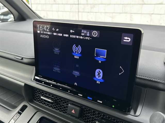 ホンダ ステップワゴン スパーダ eHEV 福岡県 2022(令4)年 1万km クリスタルブラックパール 純正11.4型SDナビ（フルセグTV/CD/DVD/BT）バックモニターホンダセンシングコーナーセンサーレーダークルコン両側パワスラ前後ドラレコシートヒーターオットマンUSBポート純正LEDヘッドライト純正16インチアルミホイル純正フロアマットプッシュスタートスマートキー
