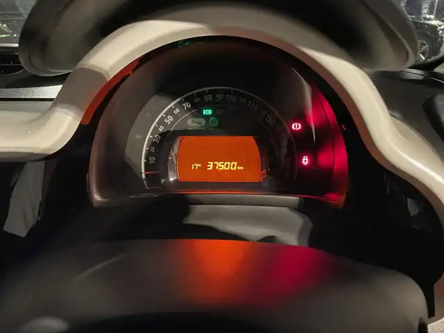 ルノー トゥインゴ EDC 香川県 2020(令2)年 3.8万km Ｌグリーン ワンオーナー/取扱説明書/保証書/ディスプレイオーディオ/ミラーリング/BT/USB/AUX/ドライブレコーダー/レーンキープ/純正15インチアルミ/キーレス