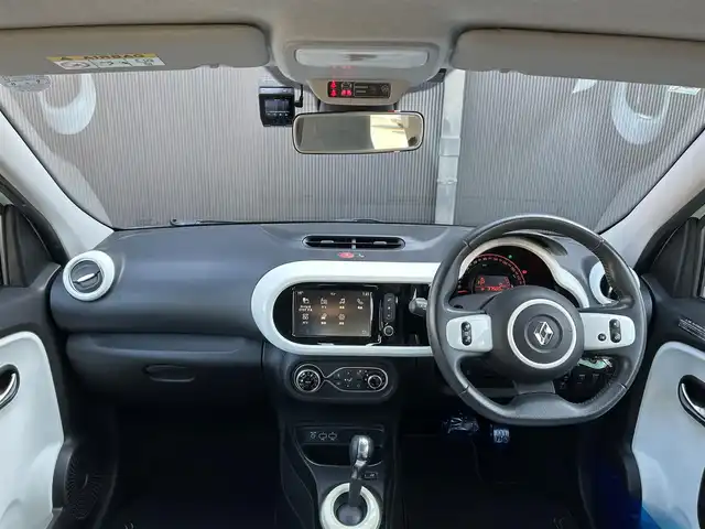 ルノー トゥインゴ EDC 香川県 2020(令2)年 3.8万km 青 ワンオーナー/取扱説明書/保証書/ディスプレイオーディオ/ミラーリング/BT/USB/AUX/ドライブレコーダー/レーンキープ/純正15インチアルミ/キーレス