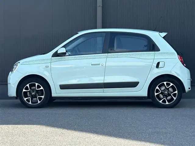 ルノー トゥインゴ EDC 香川県 2020(令2)年 3.8万km 青 ワンオーナー/取扱説明書/保証書/ディスプレイオーディオ/ミラーリング/BT/USB/AUX/ドライブレコーダー/レーンキープ/純正15インチアルミ/キーレス