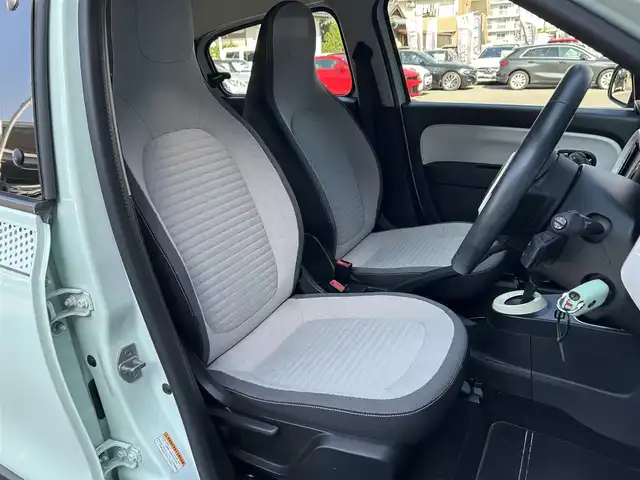 ルノー トゥインゴ EDC 香川県 2020(令2)年 3.8万km 青 ワンオーナー/取扱説明書/保証書/ディスプレイオーディオ/ミラーリング/BT/USB/AUX/ドライブレコーダー/レーンキープ/純正15インチアルミ/キーレス