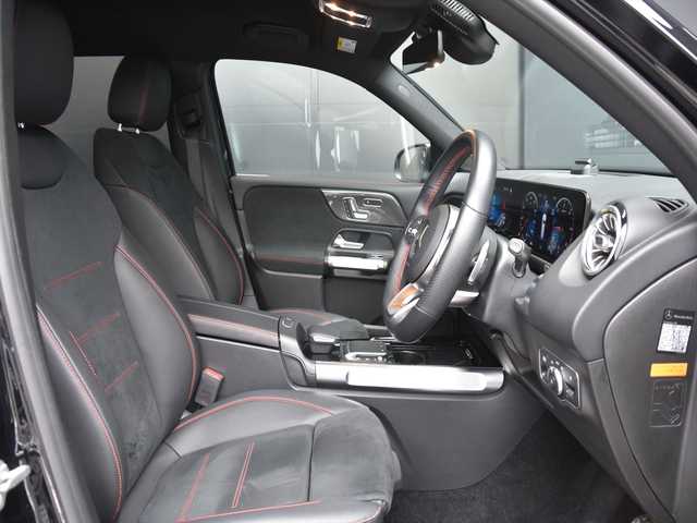 メルセデス・ベンツ ＧＬＢ２００ｄ AMGライン 和歌山県 2020(令2)年 1.2万km 黒 ナビゲーションパッケージ/360度カメラ/フルセグTV/レーダーセーフティパッケージ/オートテールゲート/ワイヤレス充電/アンビエントライト/ハーフレザーシート/パワーシート/シートヒーター/パドルシフト/ドラレコ/純19AW/LED/ETC