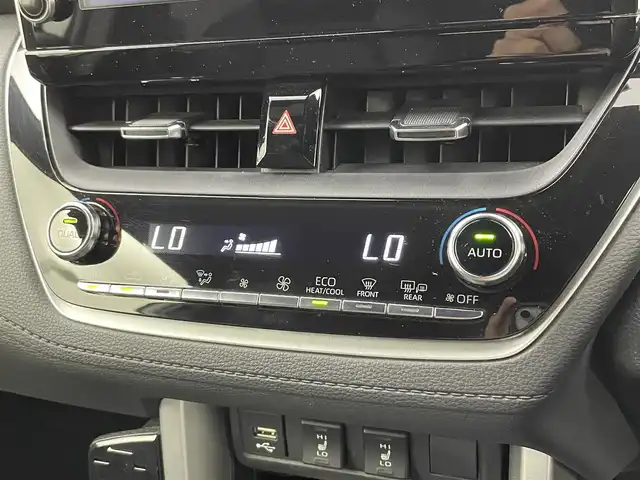 トヨタ カローラ クロス ハイブリッド Z 富山県 2023(令5)年 3.8万km プラチナホワイトパールマイカ 純正9型ディスプレイオーディオ（AM/FM/USB/BT）/バックカメラ/F/S/Rモデリスタエアロ/シーケンシャルターンランプ/ルーフレール/電動リアゲート/プリクラッシュセーフティ/レーダークルーズコントロール/レーンキープアシスト/オートマチックハイビーム/LEDヘッドライト/ハーフレザーシート/前席シートヒーター/ドライブレコーダー前後/ビルトインETC2.0/デジタルインナーミラー/スマートキー/プッシュスタート/純正フロアマット/ハンドルカバー/純正１８インチAW