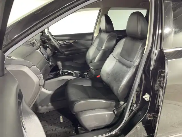 日産 エクストレイル 20Xi 神奈川県 2020(令2)年 2.9万km ダイヤモンドブラック 純正9型SDナビゲーション【MM519D-L】/フルセグ　CD DVDブルーレイ対応　AM FM iPod　iPhone　Bluetooth　AUX　HDMI/インテリジェントアラウンドビューモニター/インテリジェントルームミラー/シルバールーフレール/リモコンパワーバックドア/プロパイロット/レーダークルーズコントロール/インテリジェントLI【車線逸脱防止支援システム】/RCTA【後退時車両検知警報】/インテリジェントエマージェンシーブレーキ/前後ソナー/オートハイビーム/アイドリングストップ/合皮シート/シートヒーター【前席/後席左右】/革巻きステアリング/純正前方ドライブレコーダー/アドバンスドドライブディスプレイ/ETC/プッシュスタート/スマートキー/LEDヘッドライト/オートライト/フロントフォグランプ/純正リアスポイラー/純正18インチアルミホイール