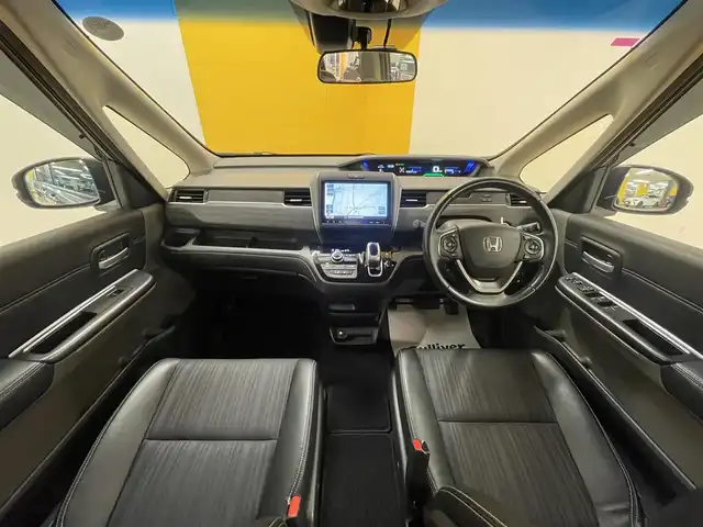 ホンダ フリード ハイブリット EX 群馬県 2017(平29)年 7.1万km モダンスティールM ホンダセンシング/・衝突軽減ブレーキ/・レーンキープアシスト/・オートライト/・クルーズコントロール/・横滑り防止/純正9インチナビ/・AM/FM/MSV/・Bluetooth/SD/・CD/DVD/両側電動スライドドア/バックカメラ/LEDヘッドライト/フォグランプ/ETC/前席シートヒーター/純正ドライブレコーダー/純正フロアマット/純正ドアバイザー/プッシュスタート/スマートキー