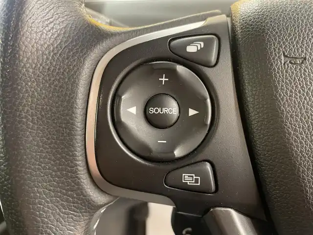 ホンダ フリード ハイブリット EX 群馬県 2017(平29)年 7.1万km モダンスティールM ホンダセンシング/・衝突軽減ブレーキ/・レーンキープアシスト/・オートライト/・クルーズコントロール/・横滑り防止/純正9インチナビ/・AM/FM/MSV/・Bluetooth/SD/・CD/DVD/両側電動スライドドア/バックカメラ/LEDヘッドライト/フォグランプ/ETC/前席シートヒーター/純正ドライブレコーダー/純正フロアマット/純正ドアバイザー/プッシュスタート/スマートキー