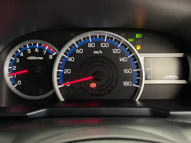 トヨタ ルーミー カスタムG 鹿児島県 2024(令6)年 1万km パールホワイトⅢ 純正ディスプレイオーディオ/（BT/フルセグTV）/両側パワースライドドア/レーダークルーズコントロール/衝突被害軽減ブレーキ/レーンキープアシスト/アイドリングストップ/電動パーキングブレーキ/オートホールド/オートライト/オートマチックハイビーム