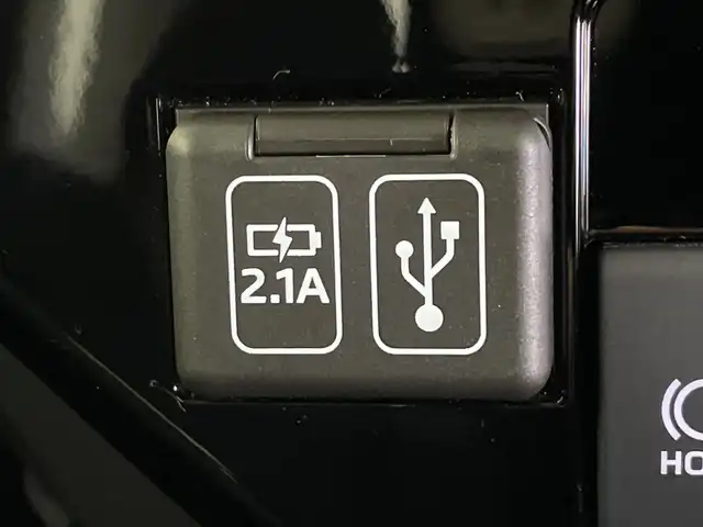 トヨタ ルーミー カスタムG 鹿児島県 2024(令6)年 1万km パールホワイトⅢ 純正ディスプレイオーディオ/（BT/フルセグTV）/両側パワースライドドア/レーダークルーズコントロール/衝突被害軽減ブレーキ/レーンキープアシスト/アイドリングストップ/電動パーキングブレーキ/オートホールド/オートライト/オートマチックハイビーム