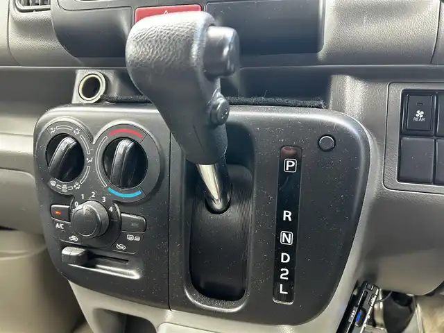 スズキ エブリイ JOIN 福島県 2019(令1)年 3.1万km シルキーシルバーメタリック ４ＷＤ切り替え可能/両側スライドドア/ラジオCD再生機能つき/ＥＴＣ/ＵＳＢ２個、シガーソケット３個/純正ホイールキャップ付き