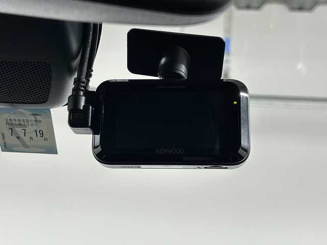 ホンダ オデッセイ ハイブリッド アブソルート・EXホンダセンジング 神奈川県 2018(平30)年 6.5万km プラチナホワイトパール 純正9型メモリーナビゲーション【VXM-187VFNi】/純正フリップダウンモニター/フルセグ　CD DVD　SDMUSICRACK　Bluetooth　iPod　USB/マルチビューカメラ/スマートパーキングアシスト/パーキングセンサーシステム/ブラインドスポットインフォメーション/ホンダセンシング/衝突軽減ブレーキ/歩行者事故低減ステアリング/アダブティブクルーズコントロール/LKAS車線維持支援システム/路外逸脱抑制機能/誤発進抑制機能/先行車発進お知らせ機能/標識認識機能/ECON/純正ビルトインETC2.0/2列目オットマン/ハーフレザーシート/前席シートヒーター/パワーシート/革巻きステアリング/自動防眩ルームミラー/社外前後ドライブレコーダー/電動パーキングブレーキ/オートブレーキホールド/プラズマクラスター付オートエアコン/プッシュスタート/スマートキー/LEDヘッド/フォグランプ/LEDアクティブコーナリングランプ/オートライト/純正17インチアルミホイール/純正サイド/リアスポイラー/スペアキー