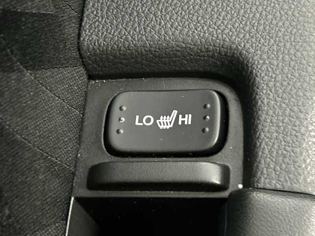 ホンダ オデッセイ ハイブリッド アブソルート・EXホンダセンジング 神奈川県 2018(平30)年 6.5万km プラチナホワイトパール 純正9型メモリーナビゲーション【VXM-187VFNi】/純正フリップダウンモニター/フルセグ　CD DVD　SDMUSICRACK　Bluetooth　iPod　USB/マルチビューカメラ/スマートパーキングアシスト/パーキングセンサーシステム/ブラインドスポットインフォメーション/ホンダセンシング/衝突軽減ブレーキ/歩行者事故低減ステアリング/アダブティブクルーズコントロール/LKAS車線維持支援システム/路外逸脱抑制機能/誤発進抑制機能/先行車発進お知らせ機能/標識認識機能/ECON/純正ビルトインETC2.0/2列目オットマン/ハーフレザーシート/前席シートヒーター/パワーシート/革巻きステアリング/自動防眩ルームミラー/社外前後ドライブレコーダー/電動パーキングブレーキ/オートブレーキホールド/プラズマクラスター付オートエアコン/プッシュスタート/スマートキー/LEDヘッド/フォグランプ/LEDアクティブコーナリングランプ/オートライト/純正17インチアルミホイール/純正サイド/リアスポイラー/スペアキー