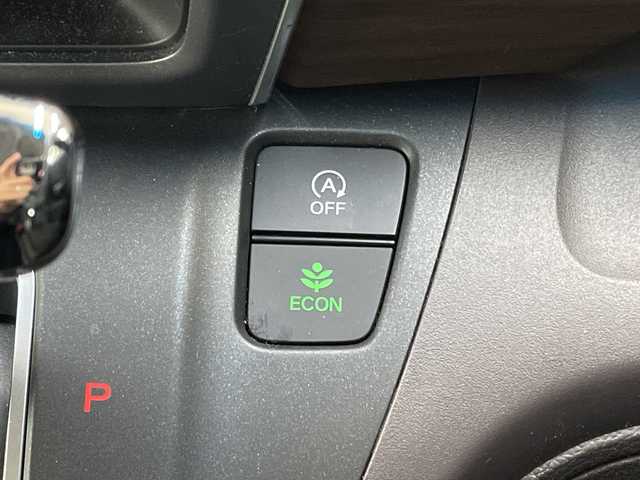 ホンダ フリード G ホンダセンシング 神奈川県 2022(令4)年 1.2万km クリスタルブラックパール 社外7インチメモリナビ/前後ドライブレコーダー/両側パワースライドドア/ホンダセンシング/バックカメラ/アダプティブクルーズコントロール/横滑り防止装置/衝突被害軽減システム/車線逸脱警報/ETC/アイドリングストップ/LEDヘッドライト/フォグランプ/オートライト/ウィンカーミラー/電動格納ミラー/プッシュスタート/スマートキー/フロアマット/スペアキー/取扱説明書/保証書