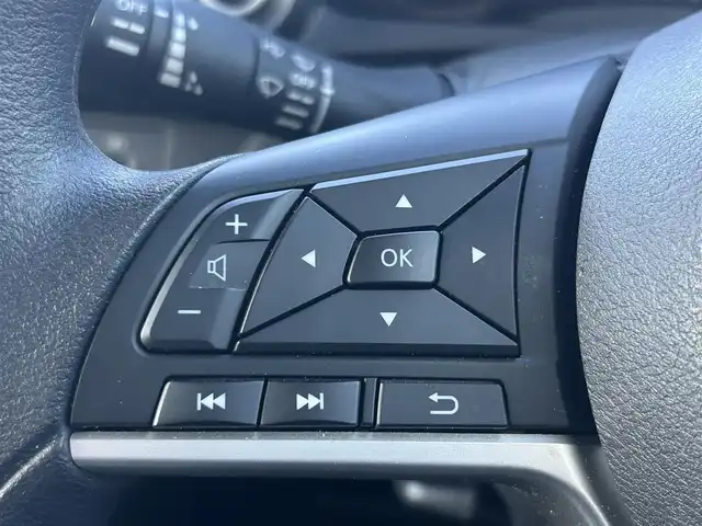 日産 デイズ X 群馬県 2024(令6)年 0.3万km ホワイトパール 純正ナビ/　(AM/FM/TV/BT/)/アラウンドビューモニター/エマージェンシーブレーキ/車線逸脱警報/先行車発進お知らせ機能/標識認識機能/ふらつき警報/クリアランスソナー/アイドリングストップ/前方ドライブレコーダー/ETC2.0/ステアリングリモコン/社外フロアマット/AUTOライト/LEDヘッドライト