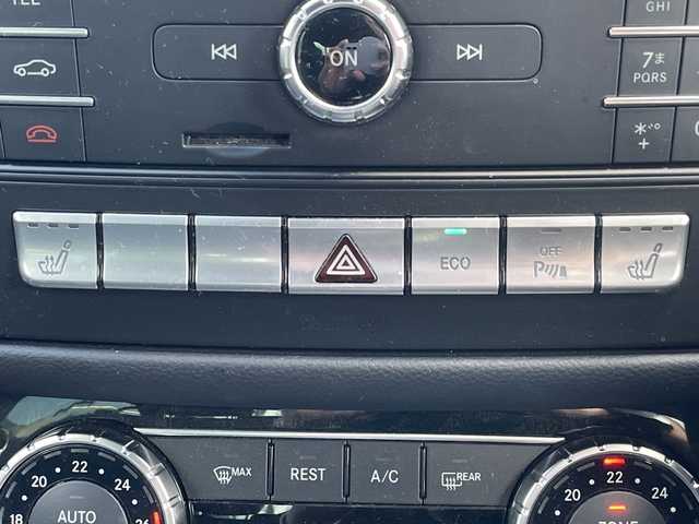 メルセデス・ベンツ ＣＬＳ２２０ｄ AMGライン 大阪府 2017(平29)年 9.4万km オブシディアンブラック ・サンルーフ/・エアサス/・レーダーセーフティーパッケージ/・ステアリングアシスト/・PRE-SAFEブレーキ/・アテンションアシスト/・ブラインドスポットアシスト/・レーンキープアシスト/・レーダークルーズコントロール/・純正ナビ/・CD/DVD/・USB/SD/BT/・フルセグTV/・全方位カメラ/・ブラックレザーシート/・パワーシート/・シートメモリー/・全席シートヒーター/・パワートランク/・前後ドラレコ