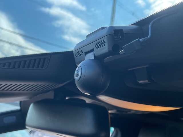 メルセデス・ベンツ ＣＬＳ２２０ｄ AMGライン 大阪府 2017(平29)年 9.4万km オブシディアンブラック ・サンルーフ/・エアサス/・レーダーセーフティーパッケージ/・ステアリングアシスト/・PRE-SAFEブレーキ/・アテンションアシスト/・ブラインドスポットアシスト/・レーンキープアシスト/・レーダークルーズコントロール/・純正ナビ/・CD/DVD/・USB/SD/BT/・フルセグTV/・全方位カメラ/・ブラックレザーシート/・パワーシート/・シートメモリー/・全席シートヒーター/・パワートランク/・前後ドラレコ