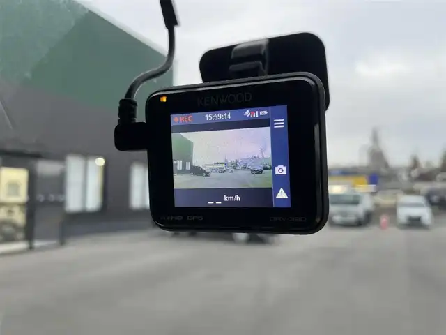 スズキ ハスラー G 新潟県 2016(平28)年 10.3万km アクティブイエロー/ブラック2トーンルーフ Kenwoodナビ(MDV-L503)/　 CV/DVD/USB/フルセグTV/バックカメラ/スマートキー/プッシュスタート/衝突防止装置/運転席・助手席シートヒーター/Kenwoodドライブレコーダー/ETC/純正フロアマット/純正ドアバイザー/15インチアルミホイール(WILD CRUSING)/サマータイヤ(24年43週)