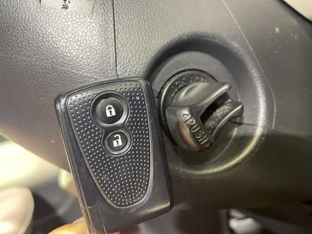 ダイハツ ミラ ココア プラスX 神奈川県 2014(平26)年 7.6万km ココアベージュマイカメタリック 純正7型ナビ【NSZN-W65D】/AM　FM　フルセグ　DVD　CD　SD　MSV　USB　Bluetooth/バックカメラ/エマージェンシーストップシグナル/前席ベンツシート/ETC/純正フロアマット/ドアバイザー/スマートキー/スペアキー/ルーフレール