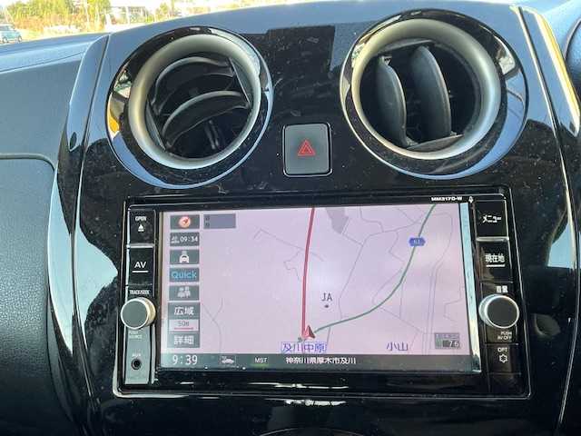 日産 ノート e－パワー X 神奈川県 2017(平29)年 12.4万km ガーネットレッド ワンオーナー/純正メモリナビ/全方位モニター/ETC/プッシュスタート/バックカメラ/ウィンカーミラー/取説・保証書/純正フロアマット