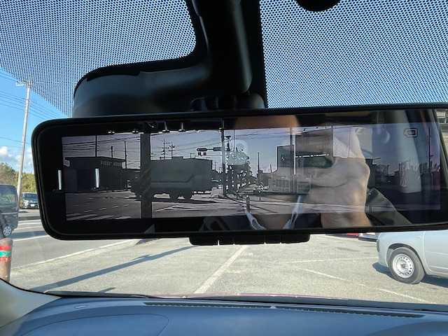 日産 ノート e－パワー X 神奈川県 2017(平29)年 12.4万km ガーネットレッド ワンオーナー/純正メモリナビ/全方位モニター/ETC/プッシュスタート/バックカメラ/ウィンカーミラー/取説・保証書/純正フロアマット