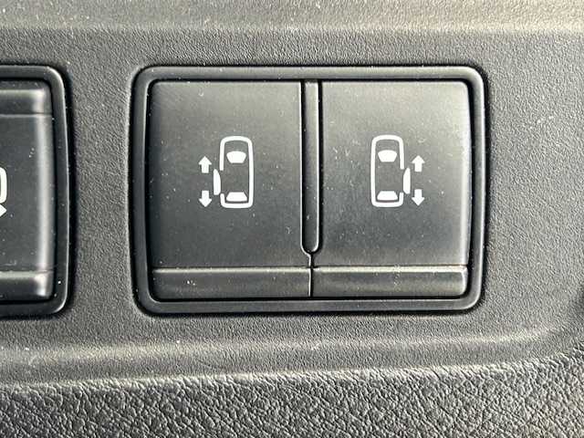 日産 セレナ ハイウェイスター G 埼玉県 2020(令2)年 3.6万km マルーンレッド エマージェンシーブレーキ　/プロパイロット　/純正フリップダウンモニター /純正10インチメモリナビ/　　CD/DVD/BT/フルセグ /アラウンドビューモニター /両側パワースライドドア /撥水シート /純正16インチアルミホイール/インテリジェントミラー/電子パーキング/ステアリングスイッチ /純正ETC