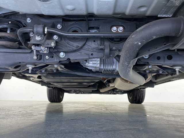 レクサス ＮＸ 300h Iパッケージ 長野県 2020(令2)年 6.7万km ソニッククォーツ 4WD/純正ナビ　/（フルセグ/Bluetooth/CD/DVD/USB)/全方位モニター/衝突軽減ブレーキ/レーンキープアシスト/レーダークルーズコントロール/ブラインドスポットモニター/前後コーナーセンサー/ビルトインETC2.0/前後ドライブレコーダー/前席パワーシート（D席メモリ付き）/前席シートヒーター/ステアリングヒーター/角型3眼LEDヘッドライト/置くだけ充電/パドルシフト/ステアリングスイッチ/革巻きステアリング/電子パーキングブレーキ/ナノイーエアコン搭載/ドライブモード/スマートキー