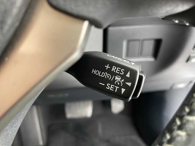 レクサス ＮＸ 300h Iパッケージ 長野県 2020(令2)年 6.7万km ソニッククォーツ 4WD/純正ナビ　/（フルセグ/Bluetooth/CD/DVD/USB)/全方位モニター/衝突軽減ブレーキ/レーンキープアシスト/レーダークルーズコントロール/ブラインドスポットモニター/前後コーナーセンサー/ビルトインETC2.0/前後ドライブレコーダー/前席パワーシート（D席メモリ付き）/前席シートヒーター/ステアリングヒーター/角型3眼LEDヘッドライト/置くだけ充電/パドルシフト/ステアリングスイッチ/革巻きステアリング/電子パーキングブレーキ/ナノイーエアコン搭載/ドライブモード/スマートキー
