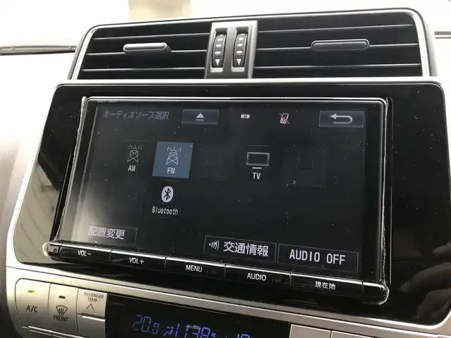 トヨタ ランドクルーザー プラド TX 富山県 2017(平29)年 7.5万km ホワイトパールクリスタルシャイン 〇モデリスタエアロ/〇ムーンルーフ/〇純正8インチナビ/〇フルセグTV/〇バックカメラ/〇パノラマモニター/〇ビルトインETC/〇7人乗り/〇セーフティセンスP/・レーダークルーズコントロール/・プリクラッシュセーフティーシステム/・レーンディパーチャーアラート/・オートマチックハイビーム/〇トラクションコントロール/〇ヒルスタートアシストコントロール/〇LEDヘッドランプ/〇オートライト/〇LEDフロントフォグランプ/〇純正17インチアルミ/〇左右独立温度調整機能付オートエアコン/〇スマートエントリー/スタートシステム/〇禁煙車