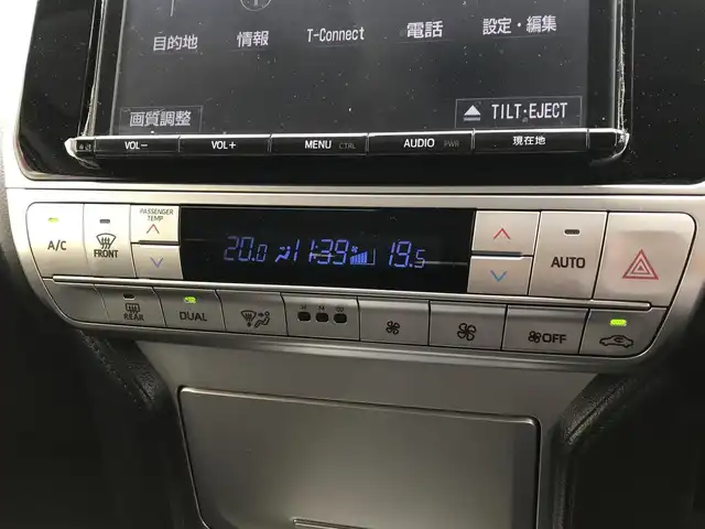 トヨタ ランドクルーザー プラド TX 富山県 2017(平29)年 7.5万km ホワイトパールクリスタルシャイン 〇モデリスタエアロ/〇ムーンルーフ/〇純正8インチナビ/〇フルセグTV/〇バックカメラ/〇パノラマモニター/〇ビルトインETC/〇7人乗り/〇セーフティセンスP/・レーダークルーズコントロール/・プリクラッシュセーフティーシステム/・レーンディパーチャーアラート/・オートマチックハイビーム/〇トラクションコントロール/〇ヒルスタートアシストコントロール/〇LEDヘッドランプ/〇オートライト/〇LEDフロントフォグランプ/〇純正17インチアルミ/〇左右独立温度調整機能付オートエアコン/〇スマートエントリー/スタートシステム/〇禁煙車